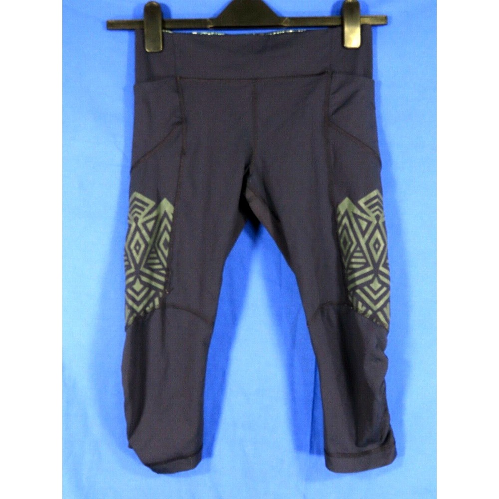 LULULEMON Navy Blue STASH IT CROP LEGGINGS Inkwell Reflective TRIBAL PRINT sz 6